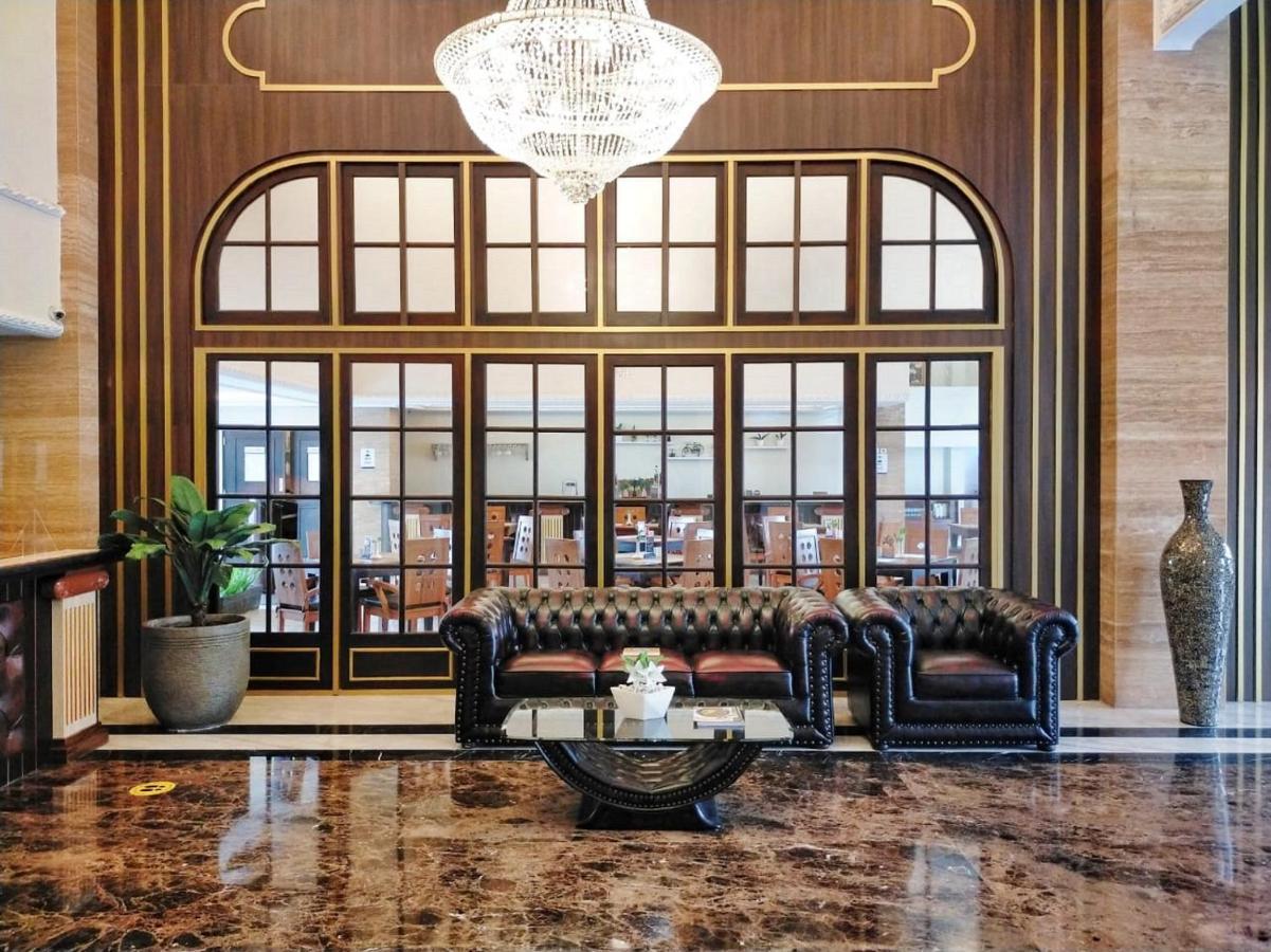 D'Senopati Malioboro Grand Hotel Yogyakarta Dış mekan fotoğraf