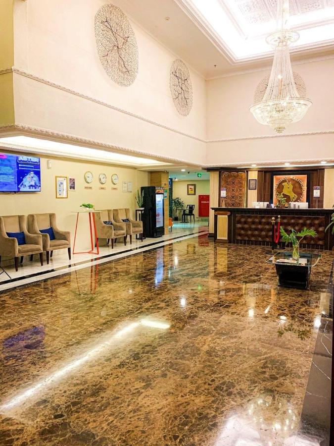 D'Senopati Malioboro Grand Hotel Yogyakarta Dış mekan fotoğraf
