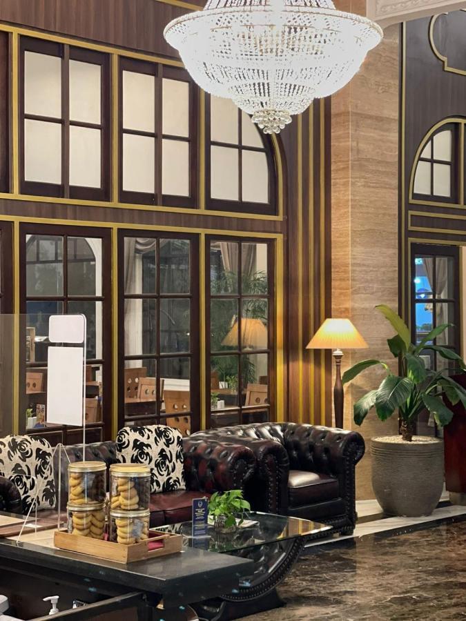 D'Senopati Malioboro Grand Hotel Yogyakarta Dış mekan fotoğraf