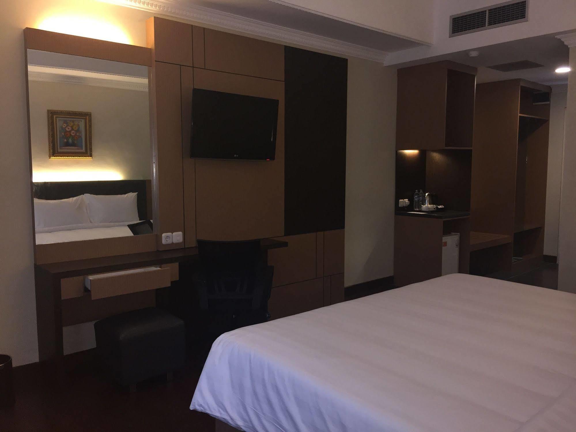 D'Senopati Malioboro Grand Hotel Yogyakarta Dış mekan fotoğraf