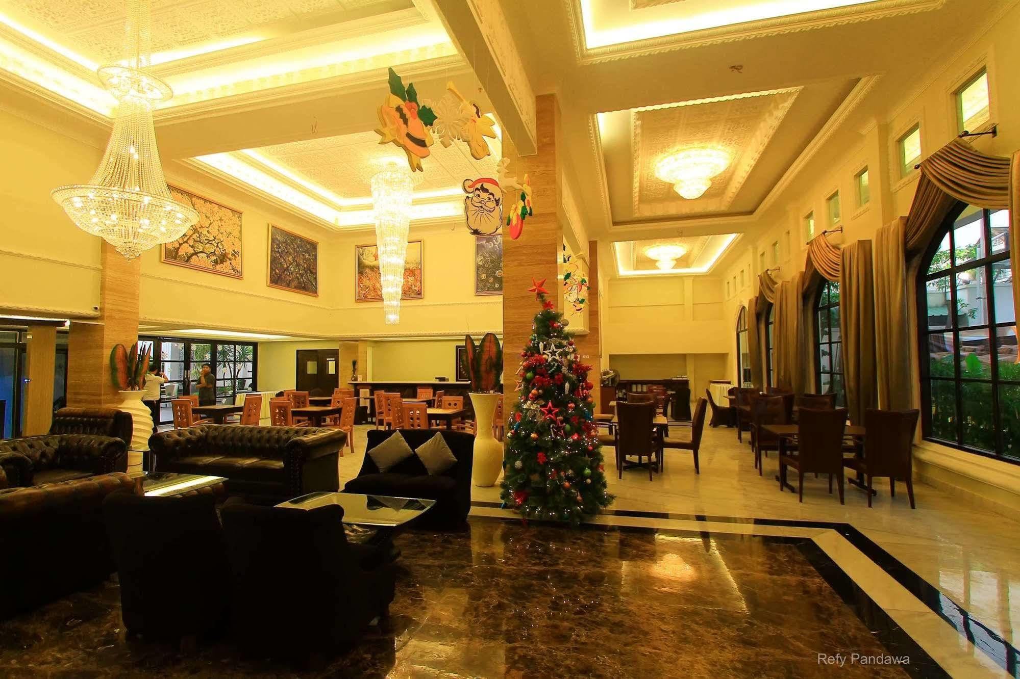 D'Senopati Malioboro Grand Hotel Yogyakarta Dış mekan fotoğraf